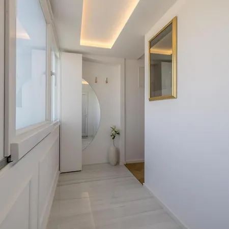 Experience Luxury, In The Heart Of Apartment Split